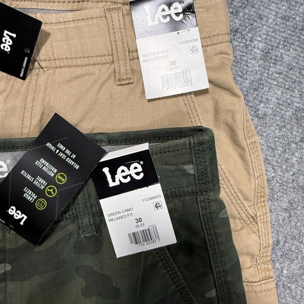 Lee Cargo Shorts Mens 30 Khaki Green Camo Active Stretch Motion Flex - Picture 3 of 10